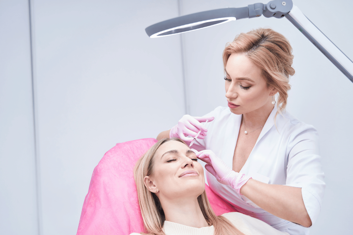 Forehead dermal injection